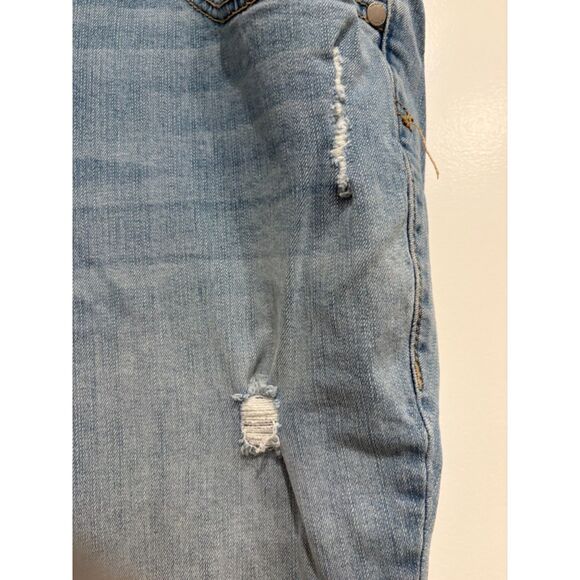 Torrid Boyfriend Straight Distressed Jeans 18 Short - EUC - Picture 6 of 11